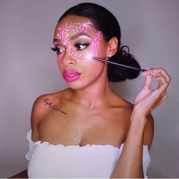 🧞♂️LE🧞♂️MAC Aladdin Collection Matte Lipstick- A Whole New World - Picture 9 of 15